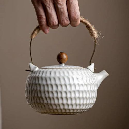 400 ml White Ceramic Teapot