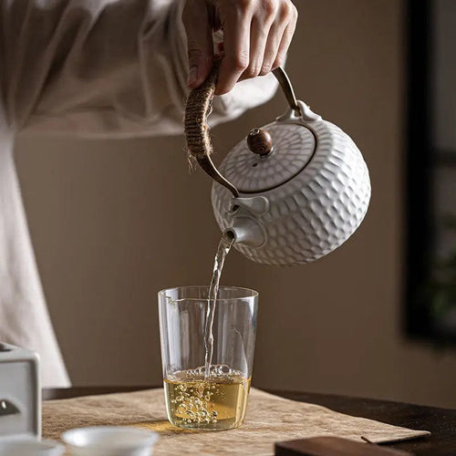 400 ml White Ceramic Teapot
