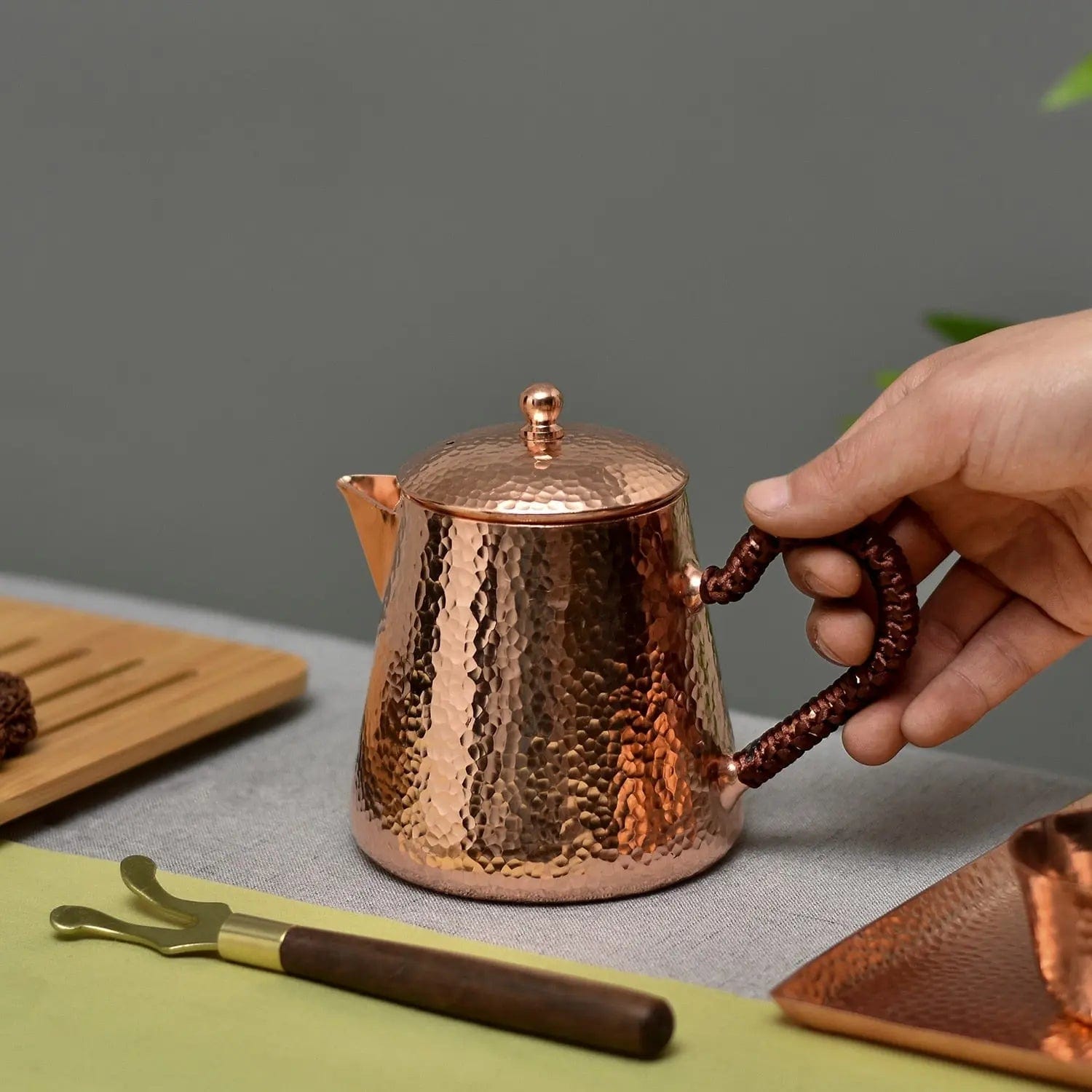 Chinese Hammered Copper Teapot 500ML