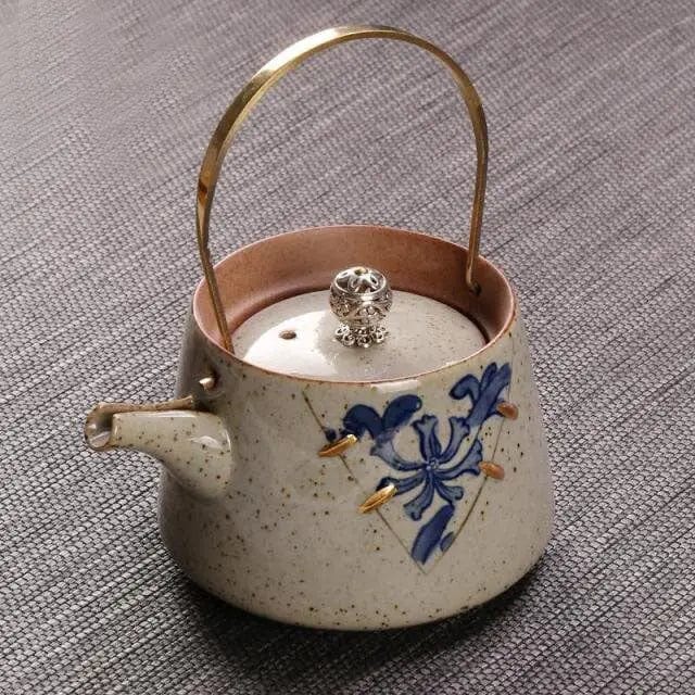 Japanese Ceramic Teapot Beige Design 210 ml