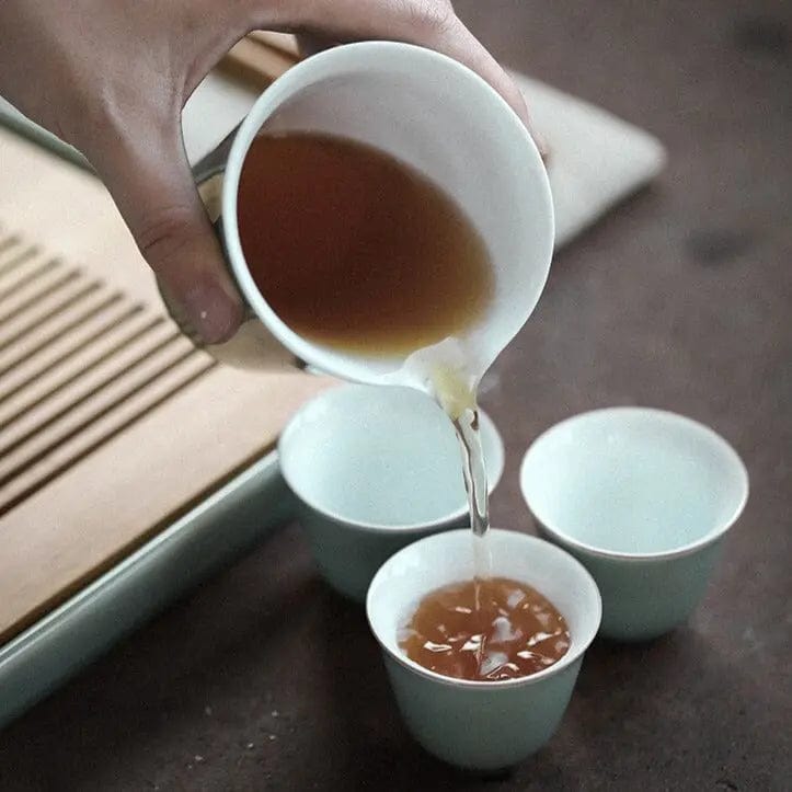 Luxury Japanese Ceramic Tea Set with Wooden Tray – Teapot 350 ml and 6 or 8 Cups
