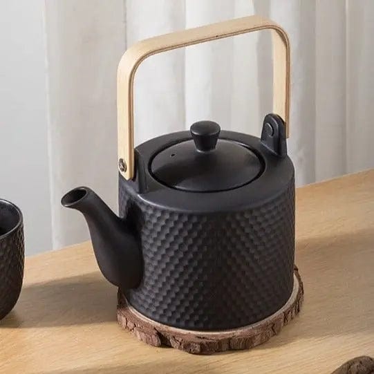 Scandinavian Hammered Porcelain Teapot 750ML